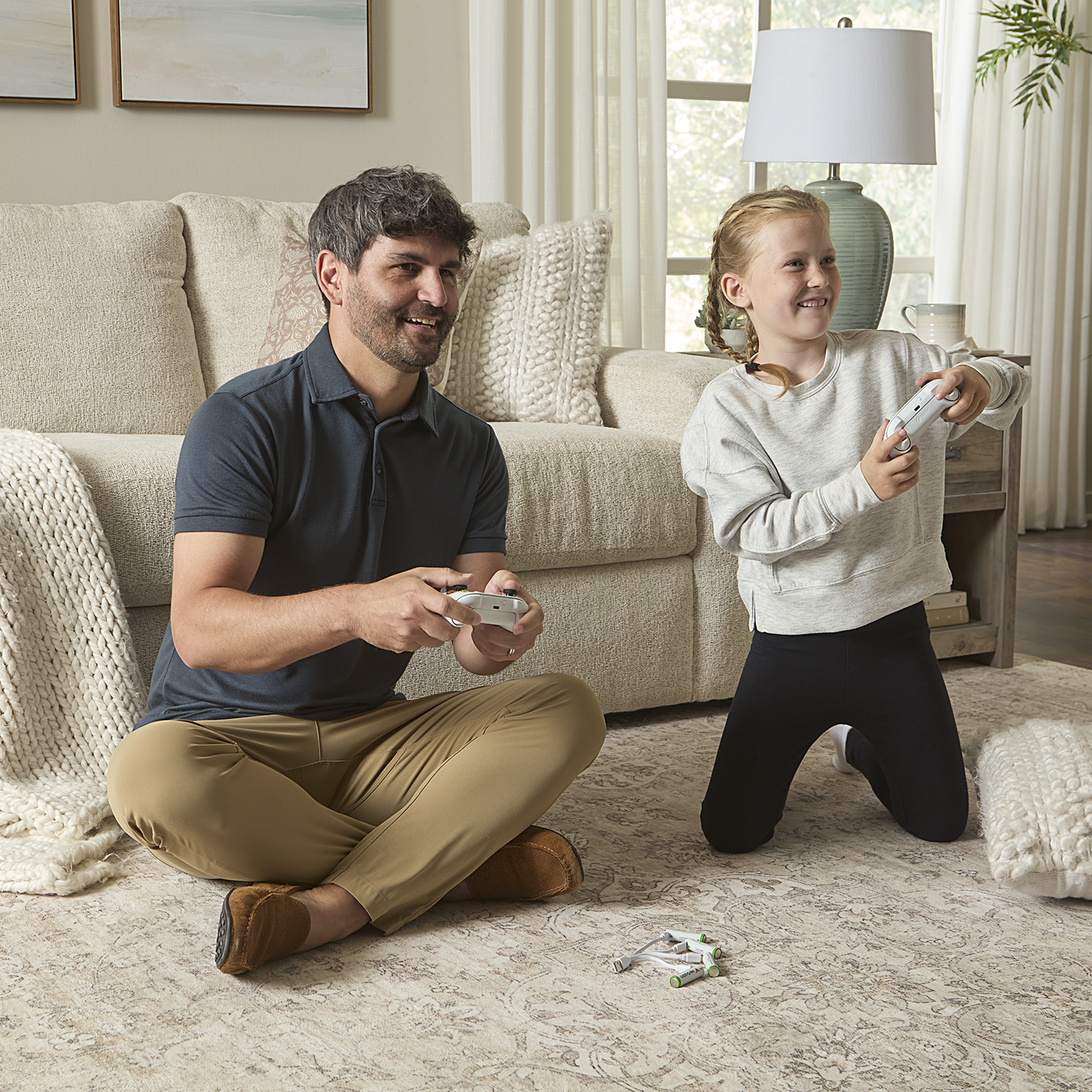 Aa Rechargeable Battery Lifestyle Gaming